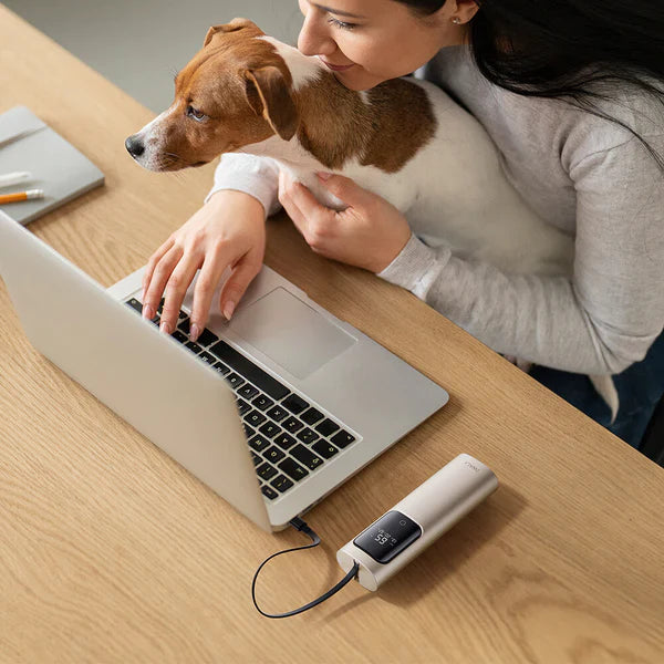 iWALK TANKER | 20000mAh 65W Fast Charging Portable Laptop Charger for All Apple Devies