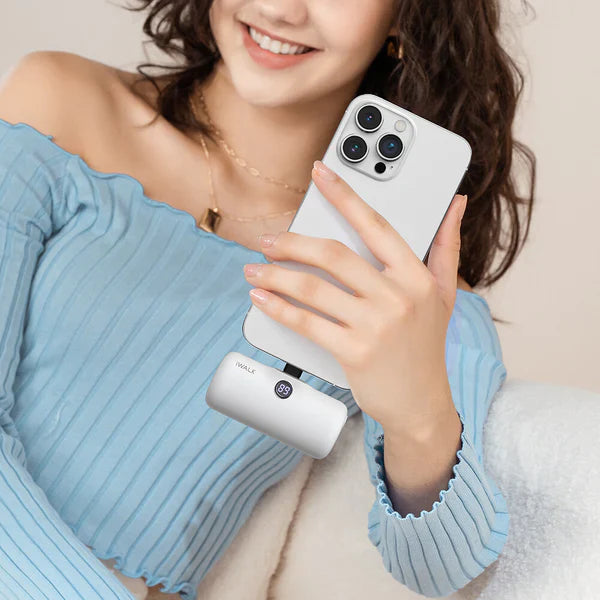 iWALK LinkPod P | 4800mAh 18W Portable Charger For iPhone 15/15 Pro [Built-In USB-C Connector]